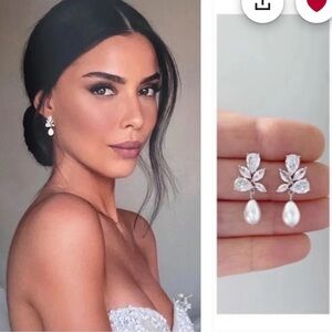 Pearl drop earrings and hair piece